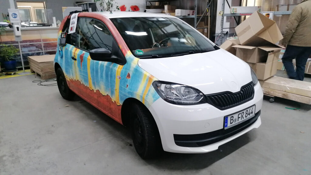 Skoda Citigo während der Vollfolierung